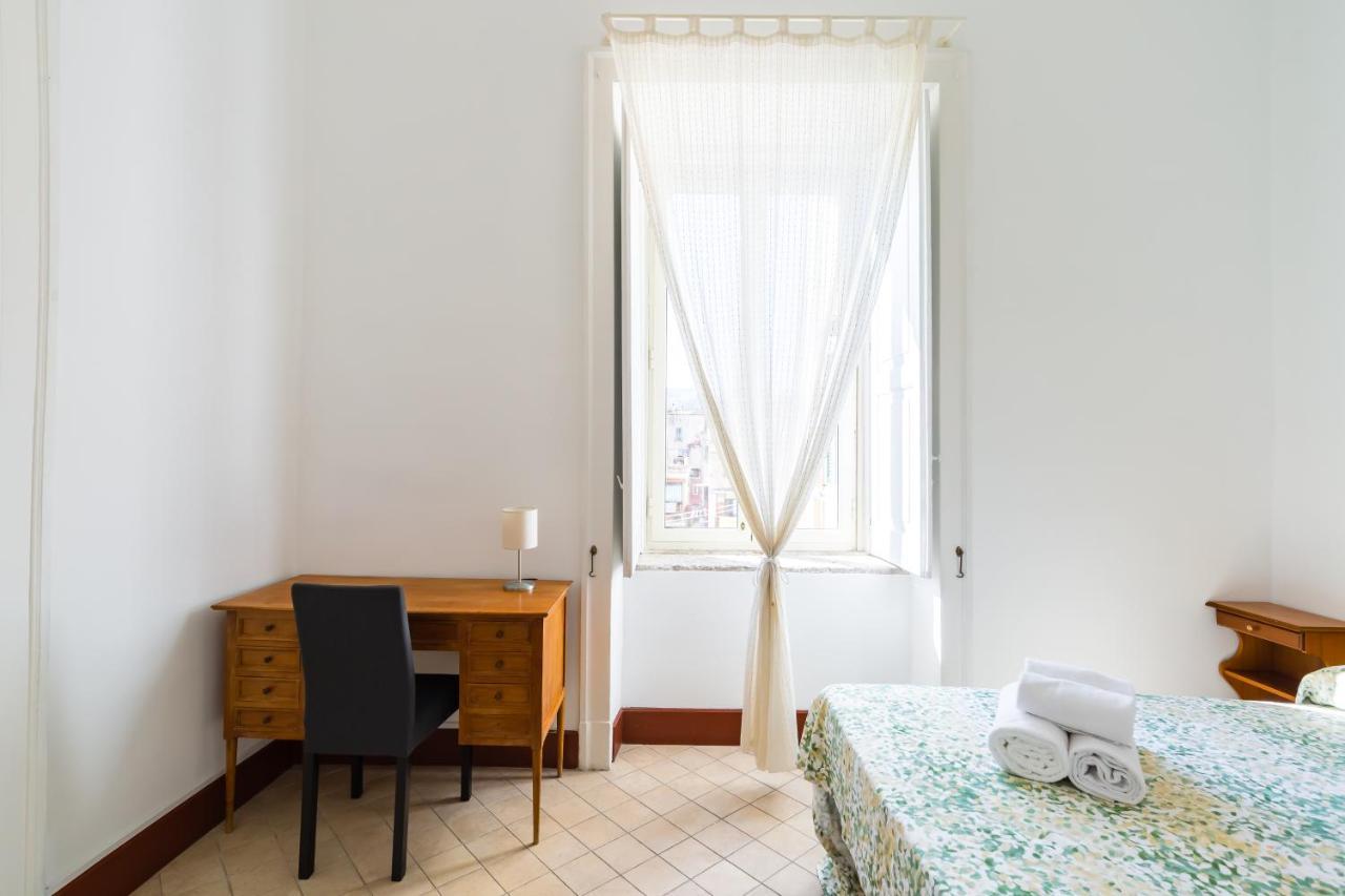 Lopez 20 A Big Family Apartment By Napoliapartments Exterior photo