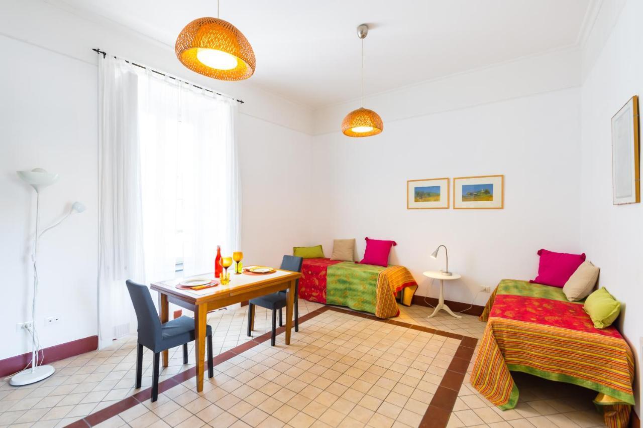 Lopez 20 A Big Family Apartment By Napoliapartments Exterior photo