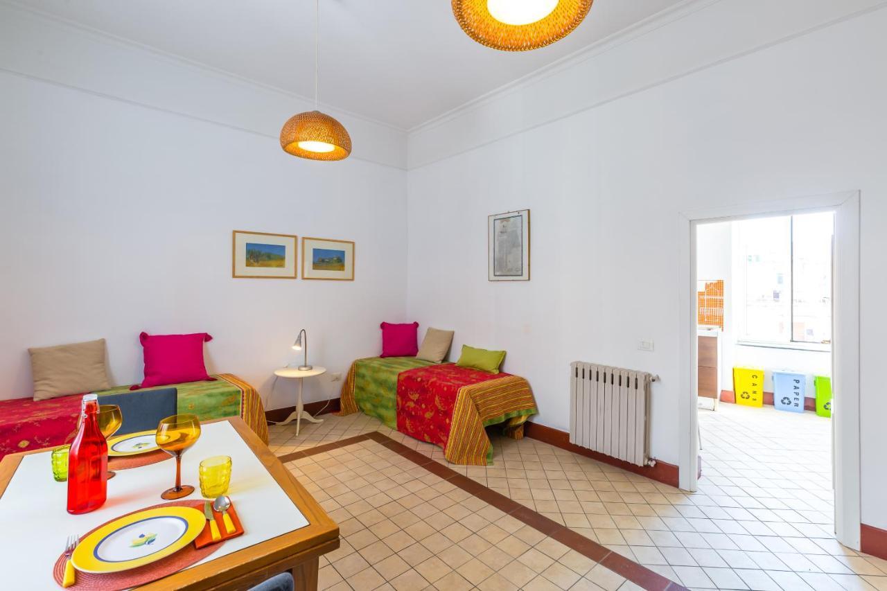 Lopez 20 A Big Family Apartment By Napoliapartments Exterior photo